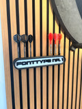 Personalisierter Dart Halter bis 9 Darts – Dartständer mit Wunschtext – Geschenk für Dartspieler