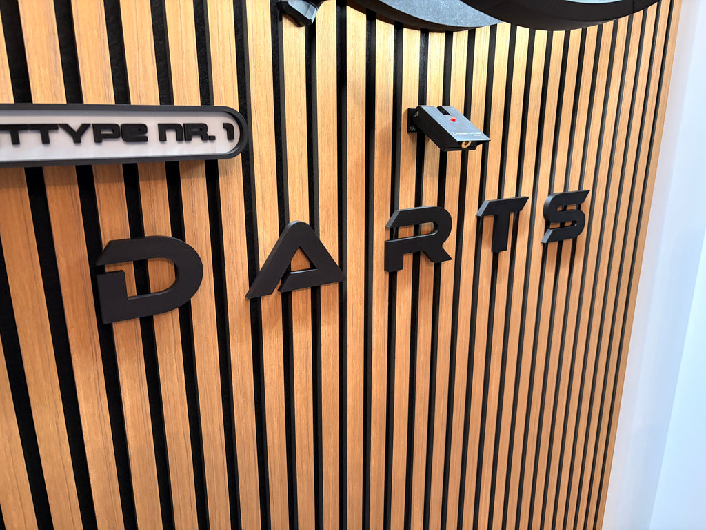 Darts Wanddeko Schriftzug – Sports Style Design – 3D Deko – Geschenk für Dartspieler