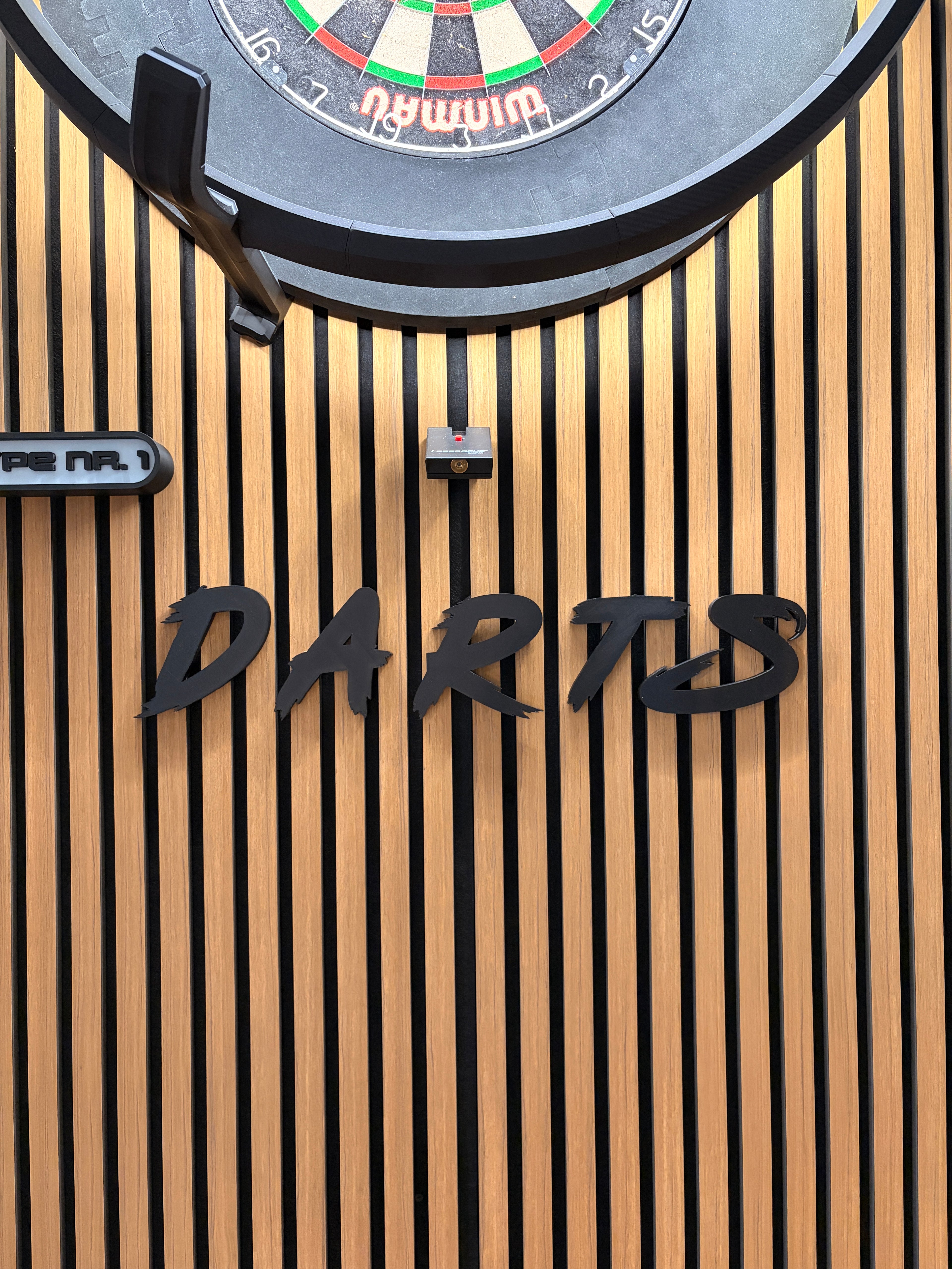 DARTS 3D Schriftzug – Personalisierte Wanddeko für dein Dartboard