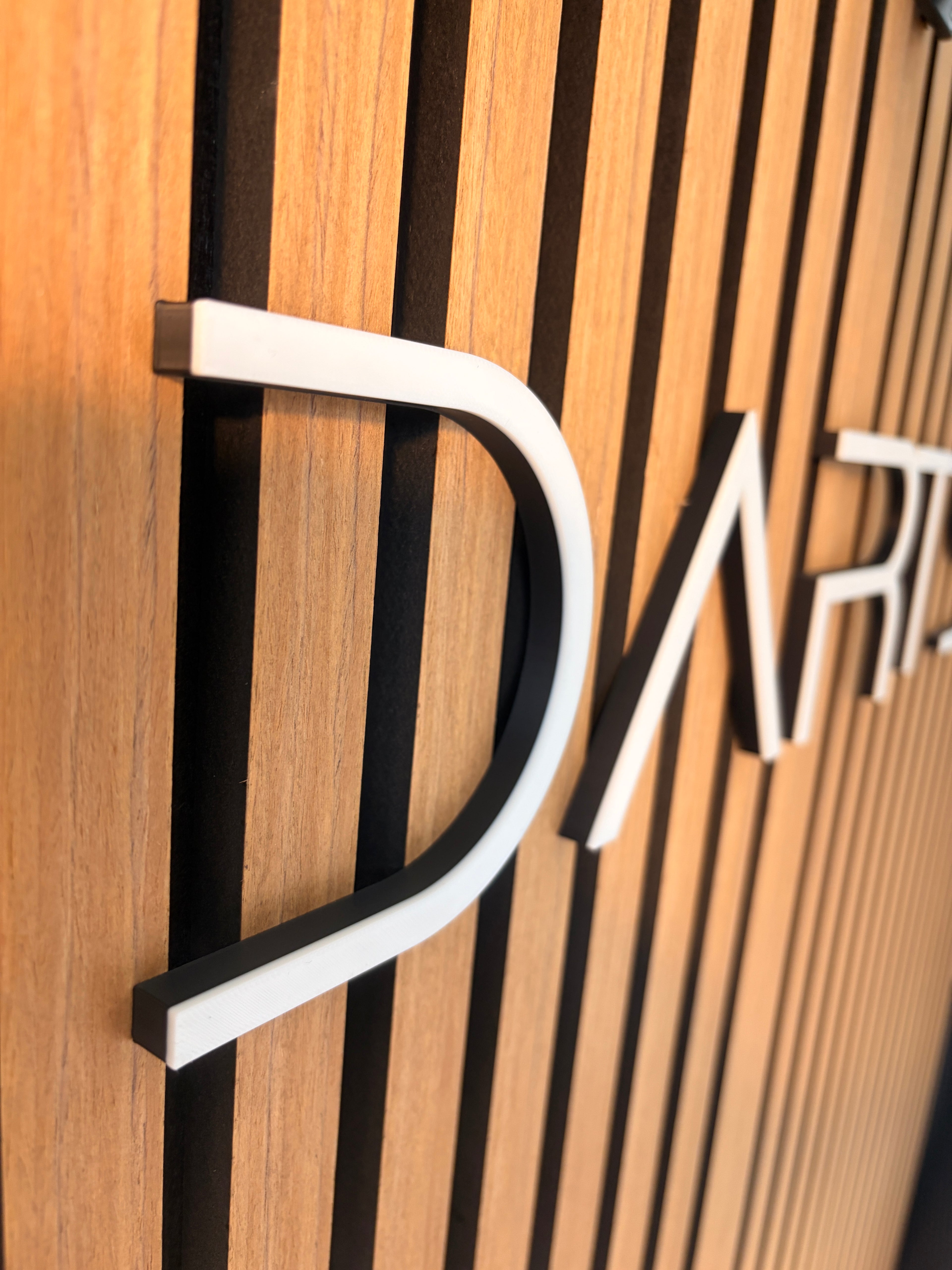 DARTS 3D Schriftzug DUNE Style – Personalisierte Wanddeko für dein Dartboard