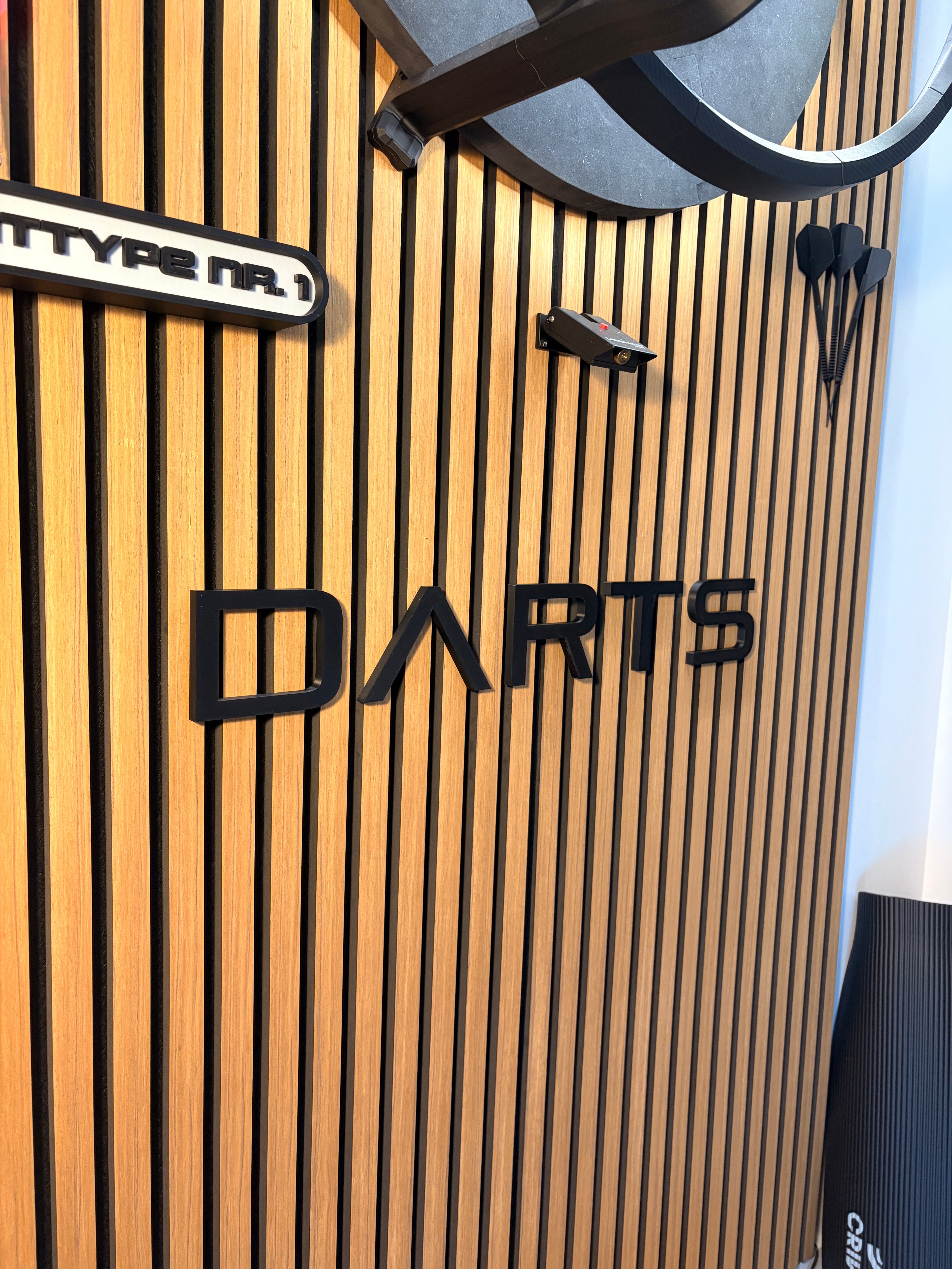 DARTS 3D Schriftzug Pirulen Style – Personalisierte Wanddeko für dein Dartboard