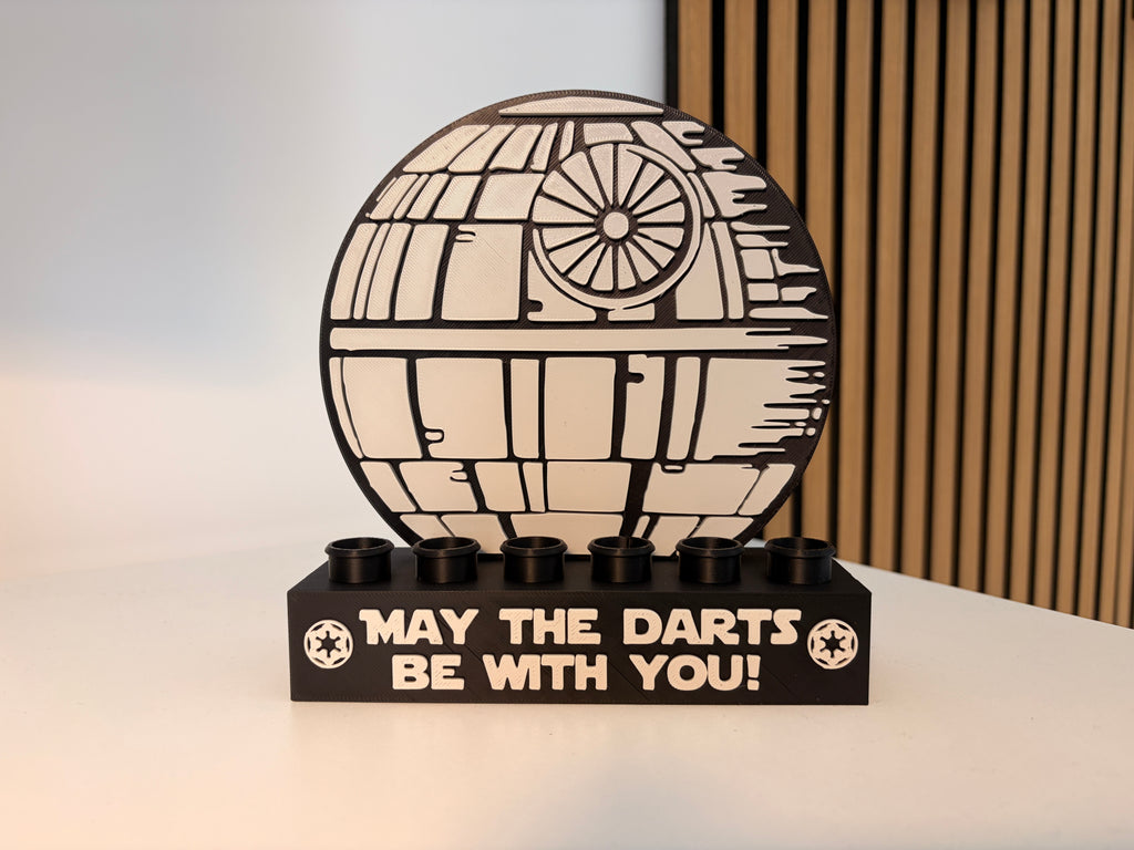 Todesstern Space Dartständer für 6 Darts – „May the Darts be with you“ – Dart Halter Geschenk für Dartspieler &  Fans