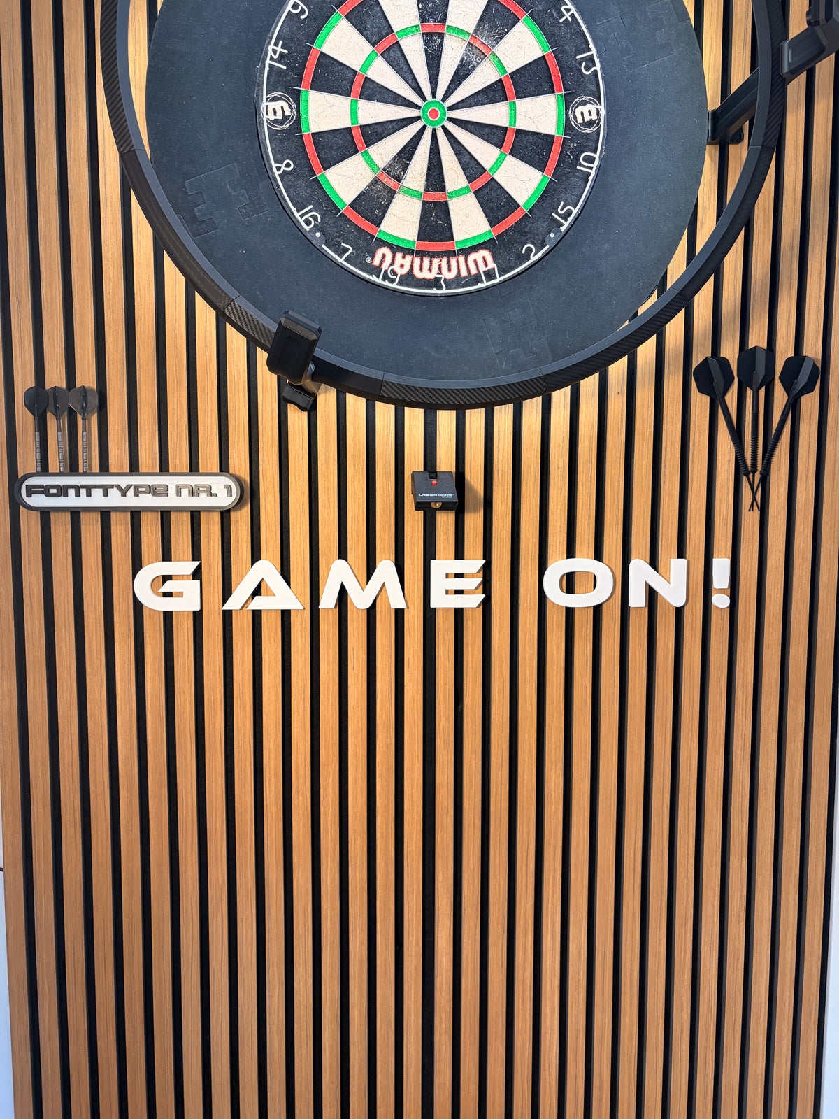 Game on! 3D Schriftzug – Wanddeko für dein Dartboard