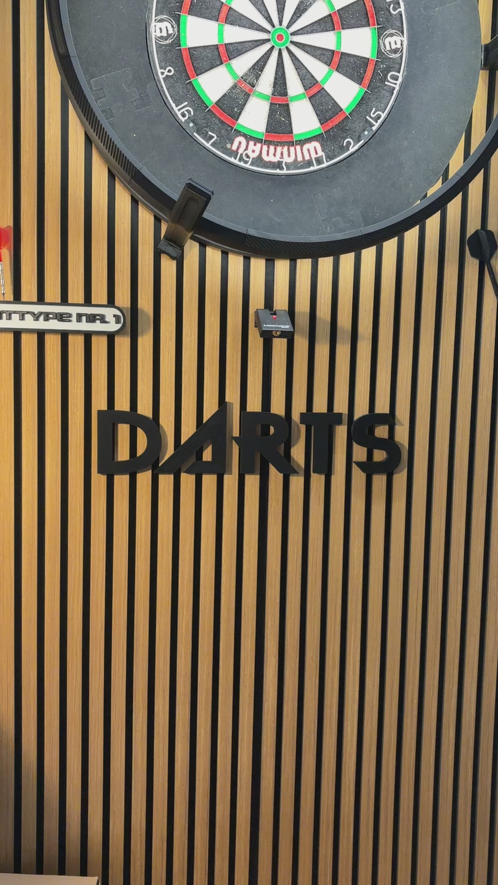 DARTS 3D Schriftzug Hunters-k-Pop Style – Personalisierte Wanddeko für dein Dartboard